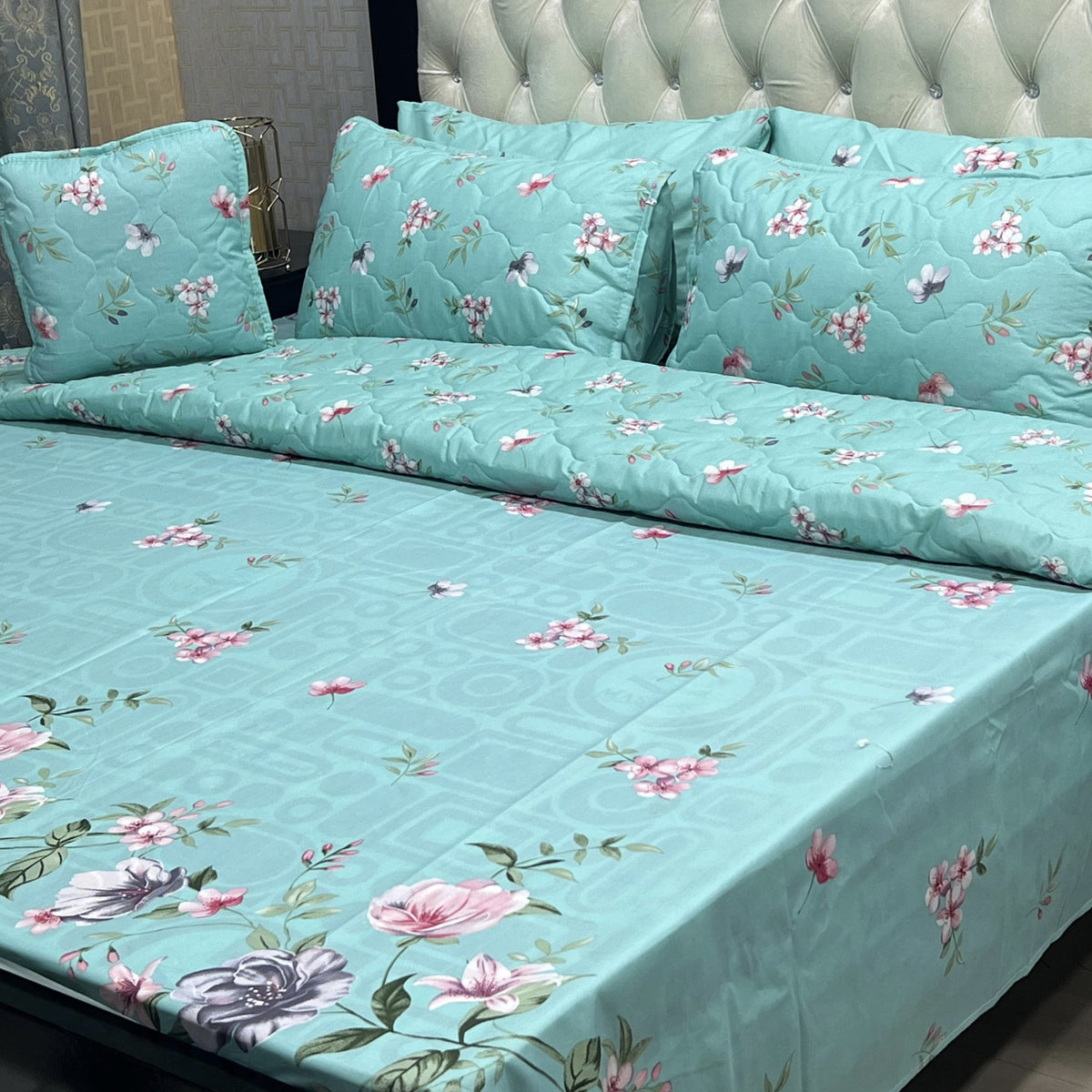 7 Pcs summer AC comforter set soft and luxury with filled comforter